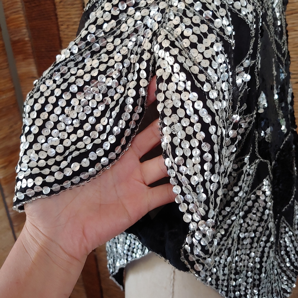 ♥️SOLD♥️Vintage Sequins Butterfly Top - Picture 5 of 7